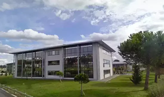 Campus IA4 Institut Marseille – étudiants IA en cours